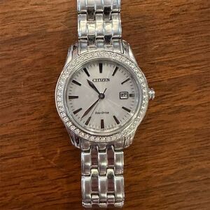 Citizen Women's Eco-Drive Crystal Silver Watch Analog Date Display